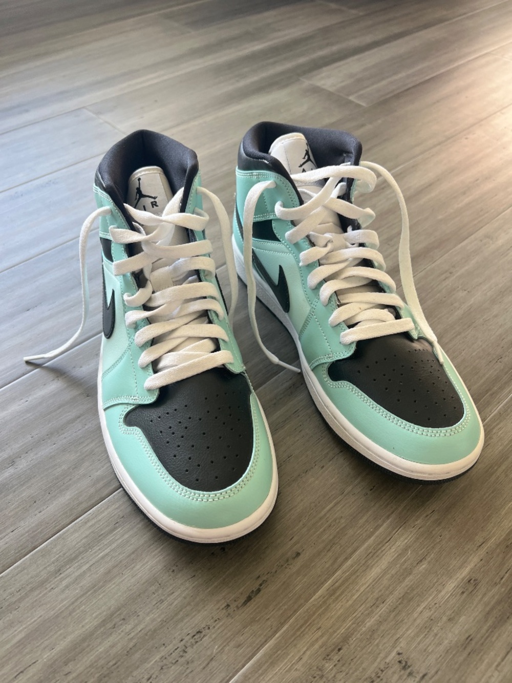 Nike Air Jordan 1 Mid Aqua Black Sneakers Shoes US 11.5 / EUR 44